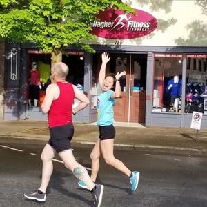 Meet your Posher, Meemee